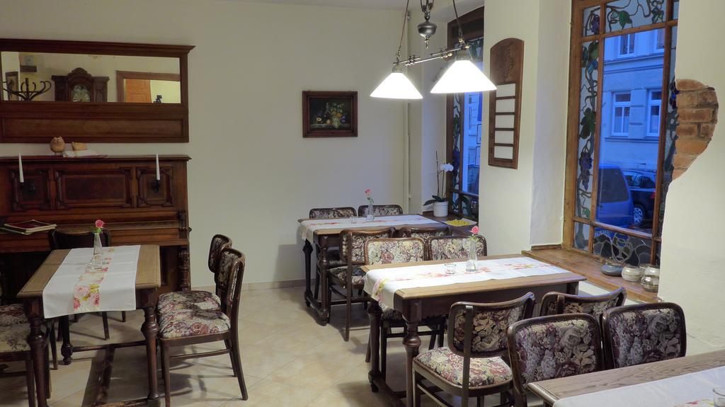 Romantisches Hotel Zur Traube Schwerin Шверин Экстерьер фото