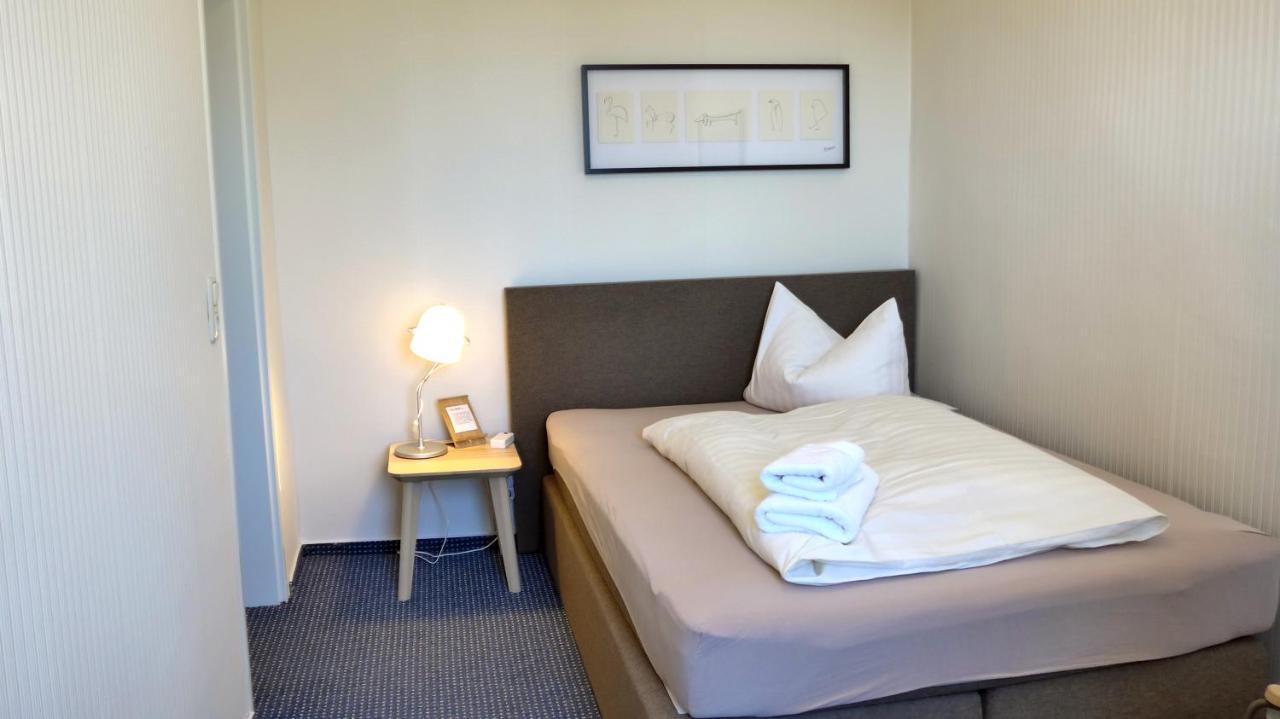 Romantisches Hotel Zur Traube Schwerin Шверин Экстерьер фото